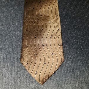 Gold / Tan Wave Pattern Tie New